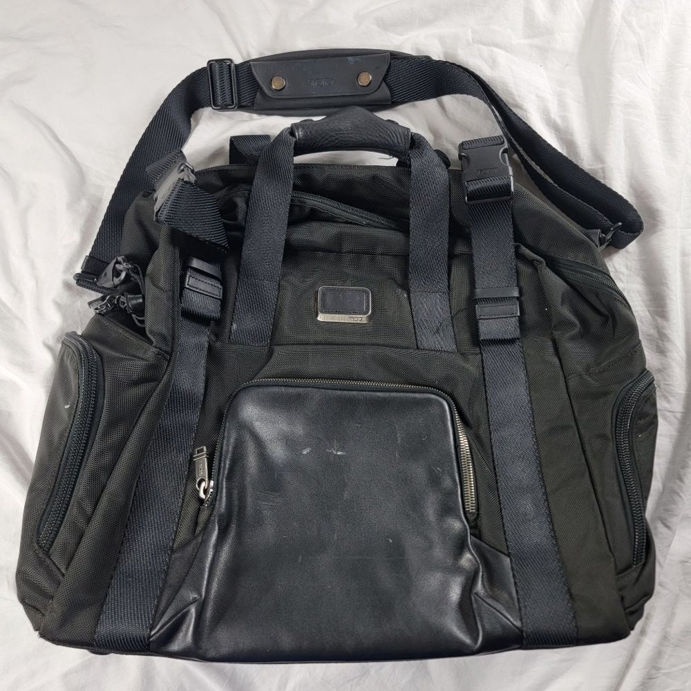 Tumi Buckley Duffel Bag Carry On Alpha Bravo Black Travel Airport Luggage